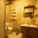 Hotel Stone House
