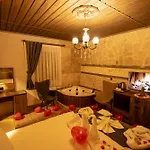 Stone House Hotel *