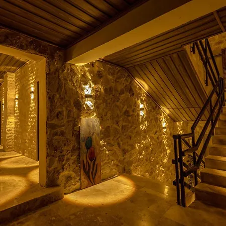 Stone House Hotel
