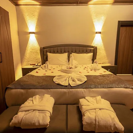 Hotel Stone House *