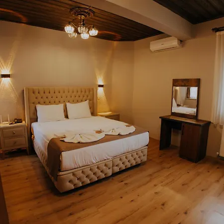 Otel Stone House *