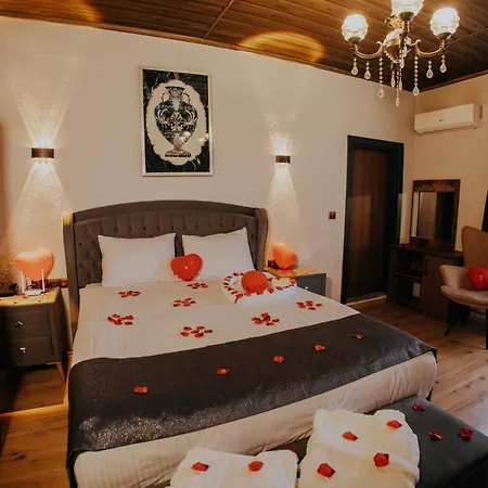 Stone House Otel *
