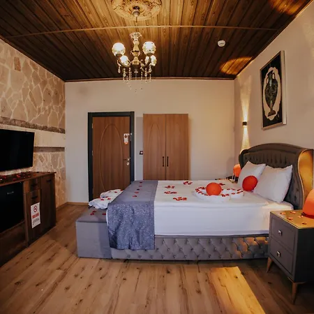 Otel Stone House *