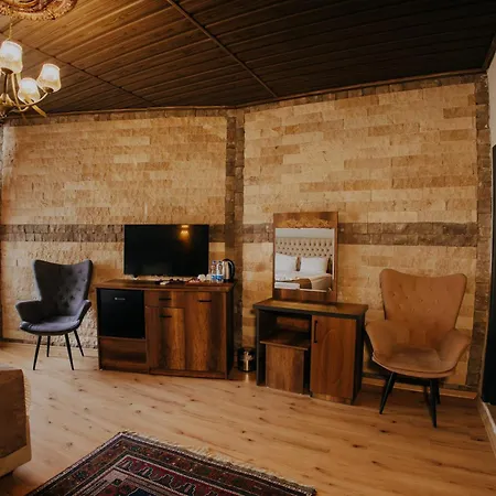 Otel Stone House