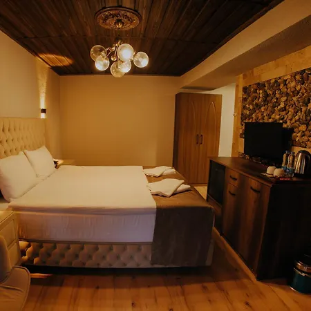 Otel Stone House